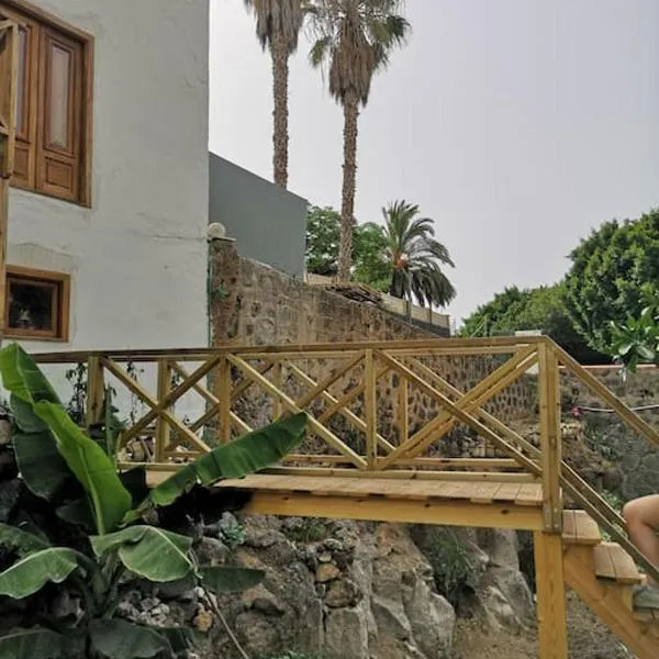 Souterrain für max 2 P., Bad, Außenküche, Garten，位于Arico Viejo的酒店