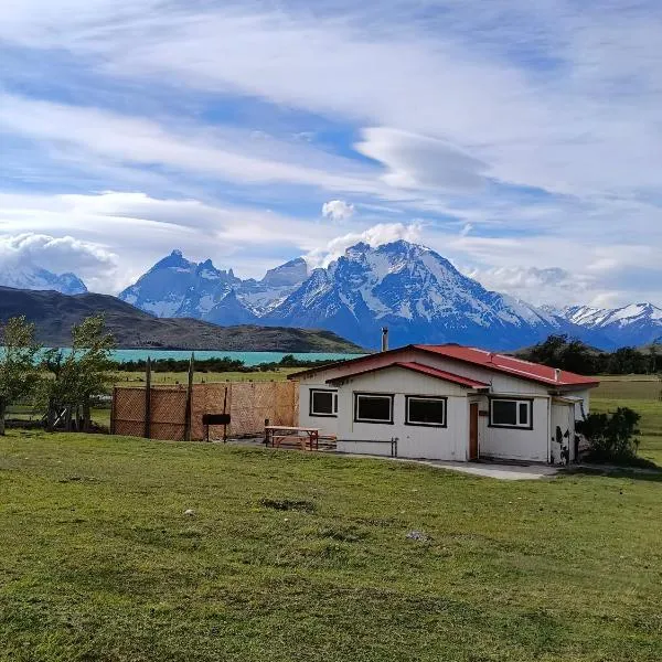 CABAÑA ESTANCIA LAZO，位于百内三塔的酒店