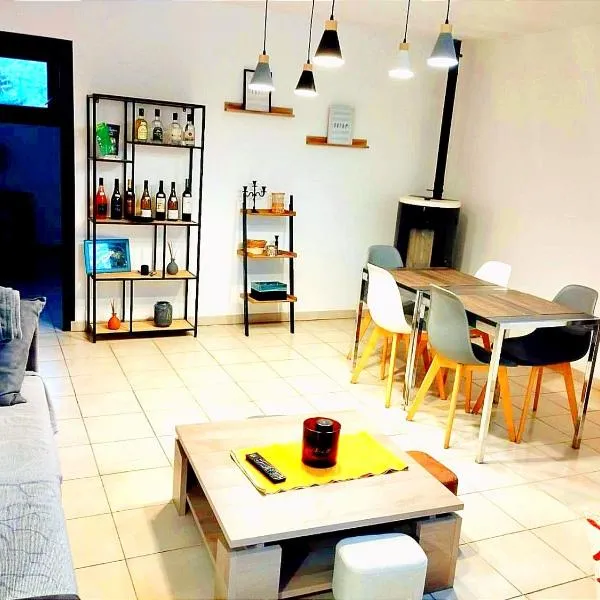 Grand et bel appartement classé 3 étoiles，位于拉夫拉内的酒店