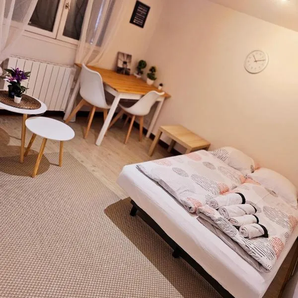 Appartement à proximité de la Gare du RER B Le Guichet ,Paris Saclay，位于奥赛的酒店