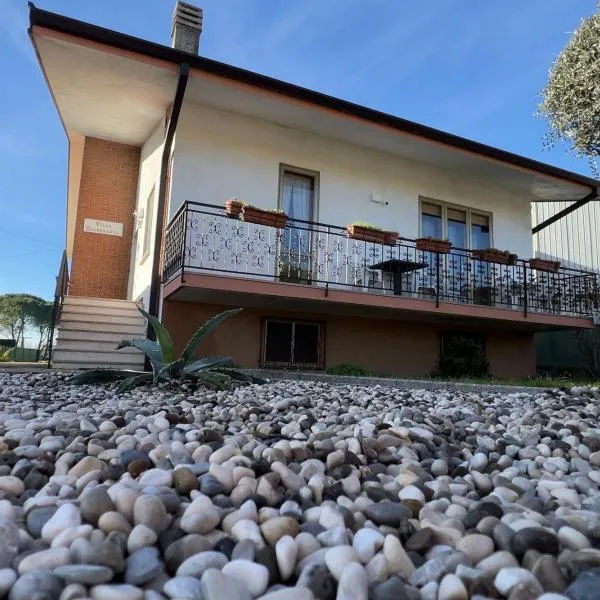 Villa Gianfranca - sentiti come a casa，位于Corno di Rosazzo的酒店