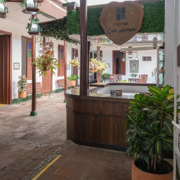 Hotel Casa Antigua Buga，位于Club del Comercio的酒店