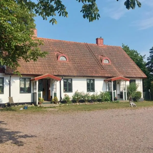Lantligt och lugnt boende nära natur och stad，位于Svedala的酒店