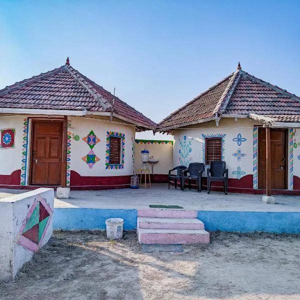 Salt Desert Homestay，位于Bherandiāla的酒店