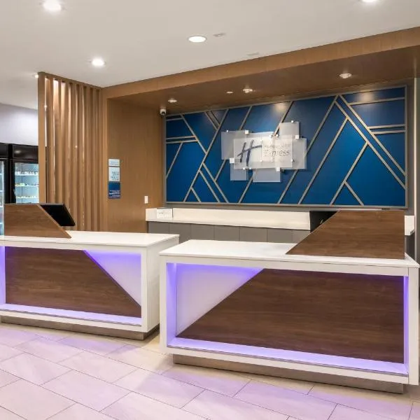 Holiday Inn Express & Suites Hawaiian Gardens by IHG，位于Hawaiian Gardens的酒店