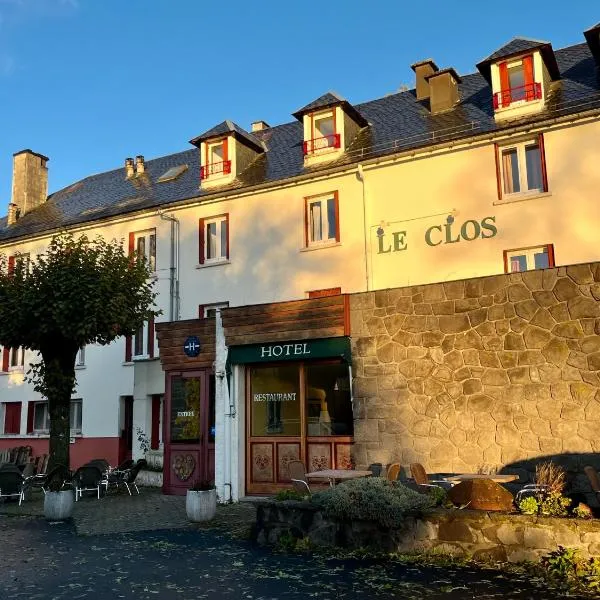勒克罗餐厅酒店，位于Besse-en-Chandesse的酒店