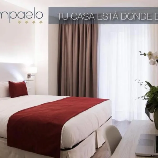 Hotel Pompaelo Plaza del Ayuntamiento & Spa，位于Olave的酒店