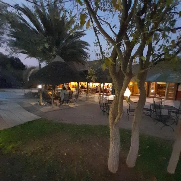iGowati Country Hotel,位于Khorixas的酒店