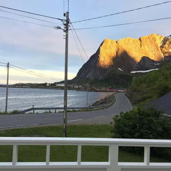 Utsiktsperle på Reine I Lofoten，位于雷讷的酒店
