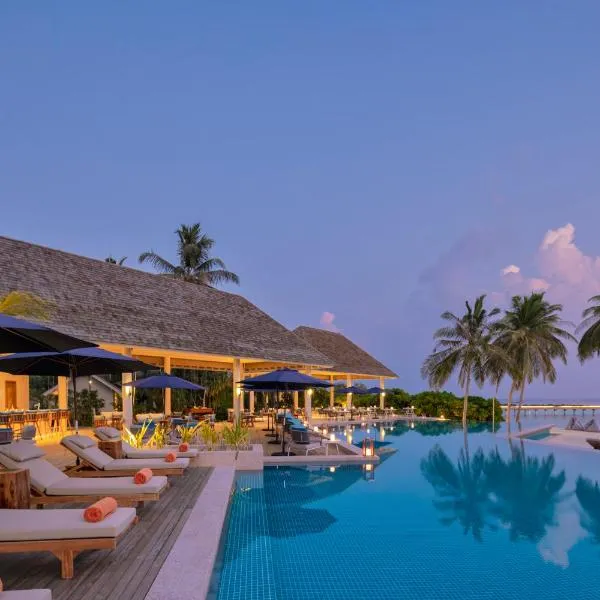 Emerald Faarufushi Resort & Spa - Deluxe All Inclusive，位于Maakurathu的酒店