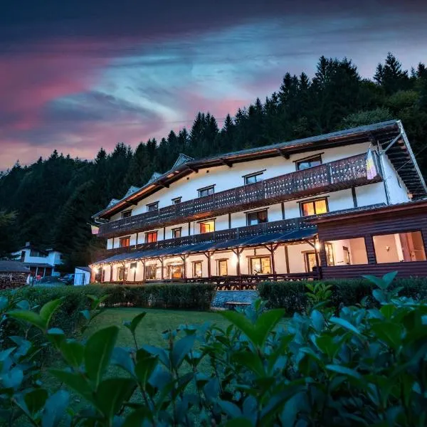 Resort 7 Crai - Cabana Craiul Crailor，位于泽尔内什蒂的酒店