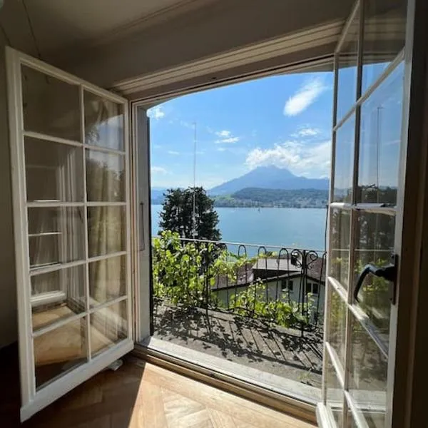 Charming house with a lake view，位于恩内特布尔根的酒店