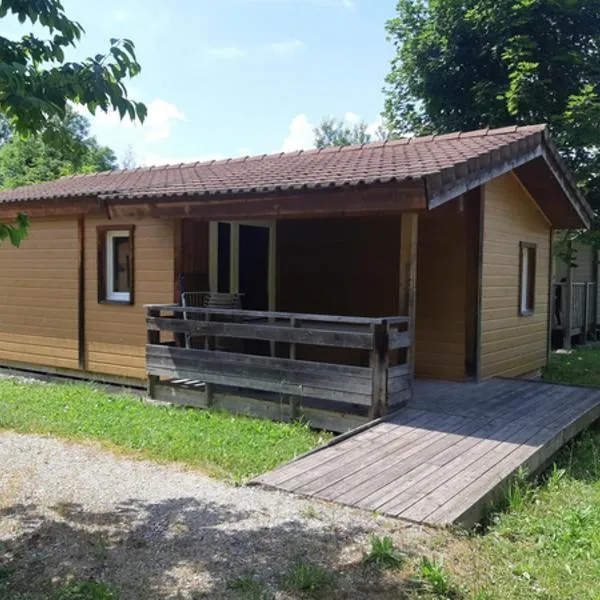 Camping Onlycamp Les Peupliers du Lac，位于Chindrieux的酒店