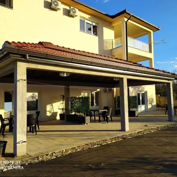 Apartmani Masline Međugorje，位于默主歌耶的酒店