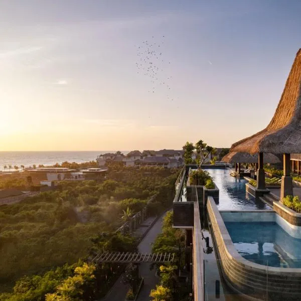 Holiday Inn Resort Bali Canggu by IHG，位于坎古的酒店