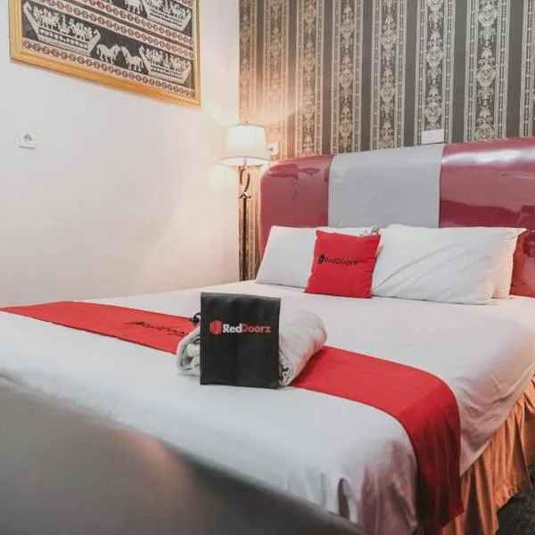 RedDoorz Plus @ Jalan Raden Intan Lampung，位于Hajimana的酒店