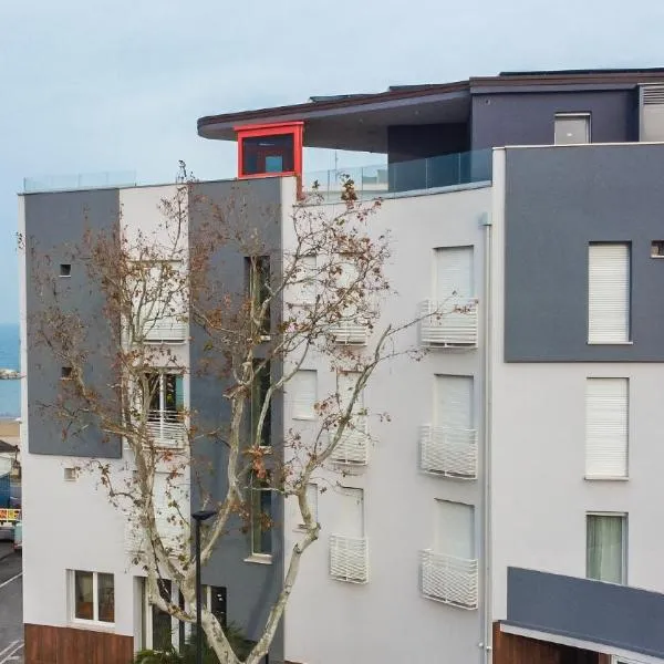 Hotel Vienna，位于佩萨罗的酒店