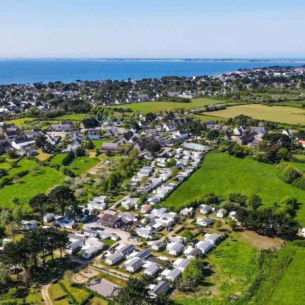 Camping le Dolmen, Carnac, Morbihan，位于卡纳克的酒店