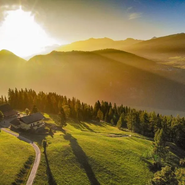 Kohlegghof，位于蓬高地区埃本的酒店