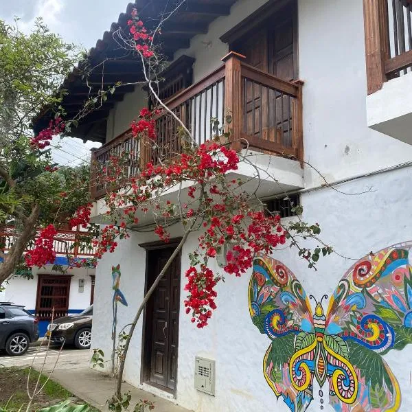 Hostal Cabecirrufa，位于贾丁的酒店