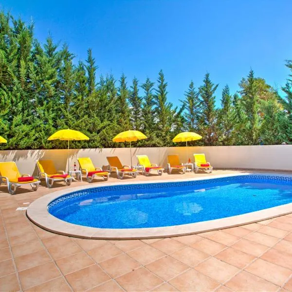 Villa Anna - Piscina aquecível e BBQ em Albufeira,位于阿尔布费拉的酒店