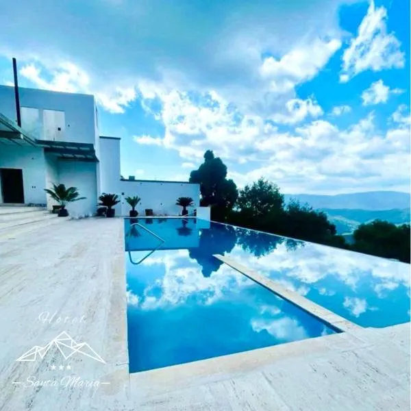 Hotel Santa María，位于塔斯科·德·阿拉尔孔的酒店