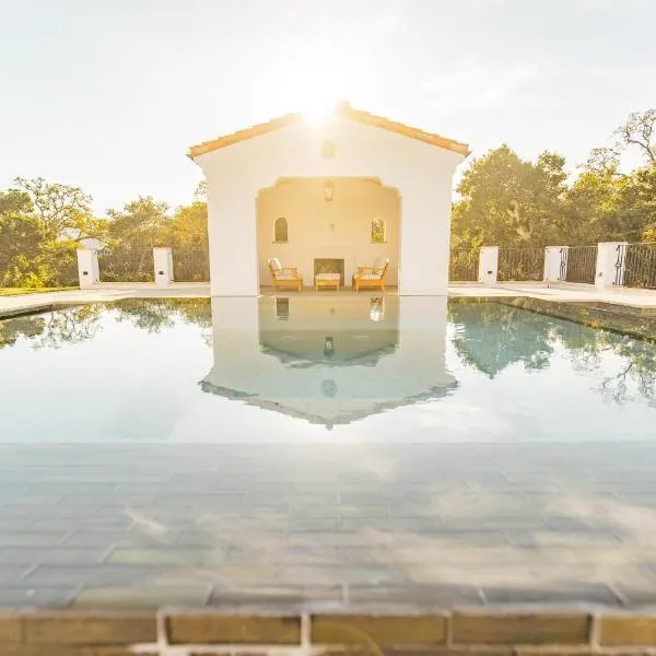 Exquisite Estately Villa，位于Woodside的酒店