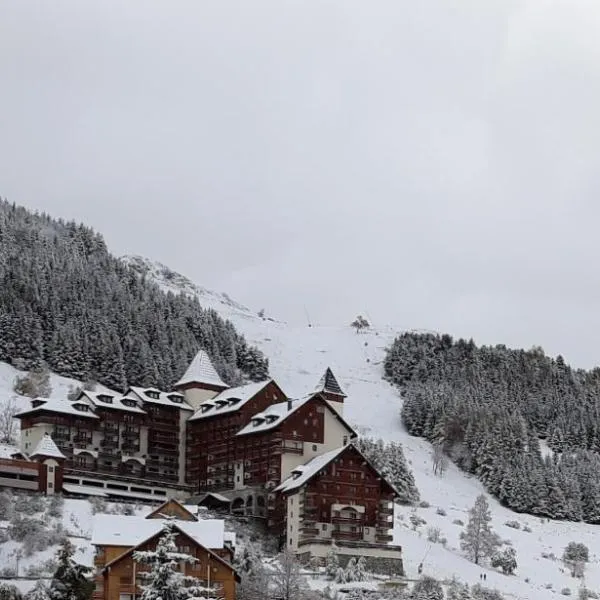 T3 Les deux Alpes Vallée Blanche，位于莱德萨阿尔卑斯的酒店