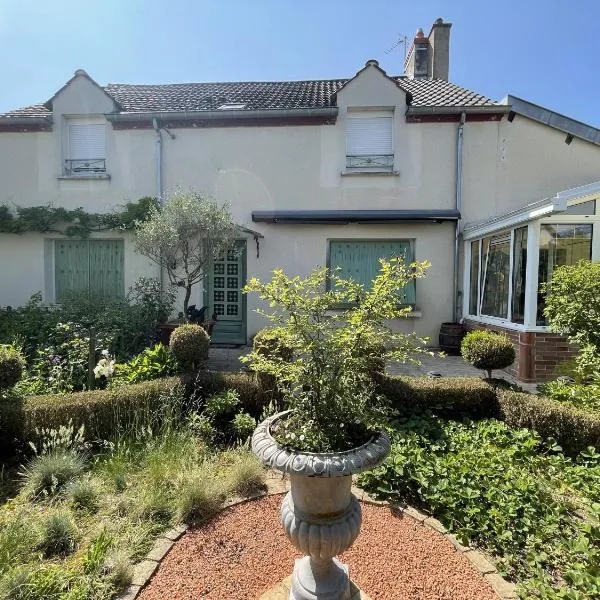 La Maison d'Andrée，位于Pluvet的酒店
