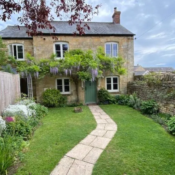 The Bolt Hole, Cotswold Cottage, Moreton-In-Marsh，位于奇平诺顿的酒店