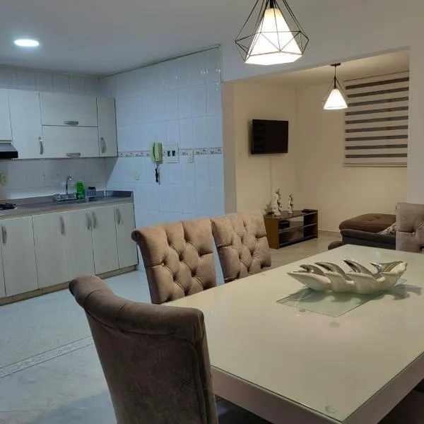 Apartamento de 3 HABITACIONES en Bucaramanga，位于彼德奎斯塔的酒店