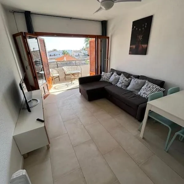 Apartamento en Santiago de la Ribera，位于圣哈维耶尔的酒店