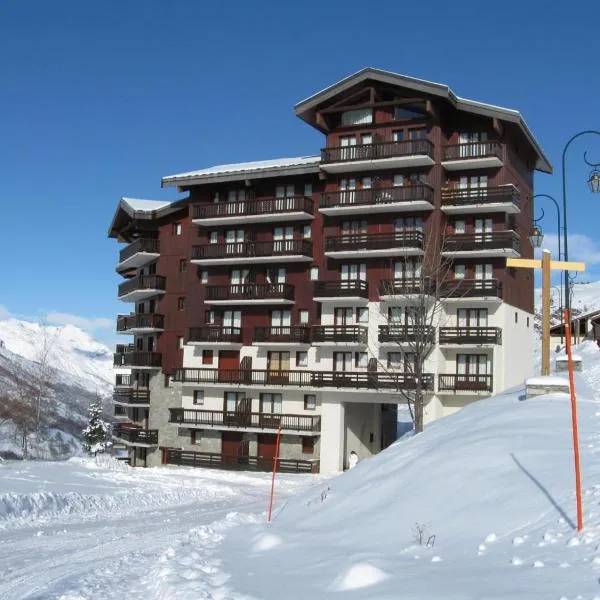 Menuires, Beau duplex 8 personnes, Ski aux pieds，位于里蒙纽耶的酒店