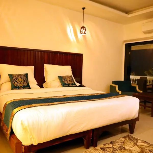 Panna Tiger Resort- Riverside Property，位于Rājgarh的酒店