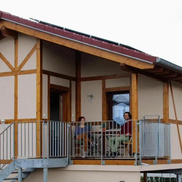 Chalet Charmant-Santelmann，位于Bischoffingen的酒店