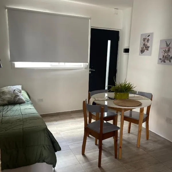 Departamento en vicente López hasta 3 personas súper comodo，位于Florida的酒店