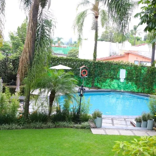 Hotel Grand Vista Cuernavaca，位于库埃纳瓦卡的酒店