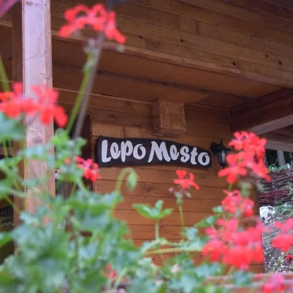 Motel Lepo Mesto，位于Stenjevac的酒店