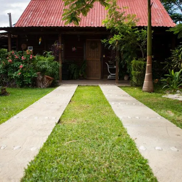 La Cabaña de Blanca，位于加尔潘的酒店