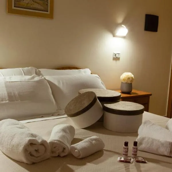 HOTEL RISTORANTE SAN GIOVANNI，位于Fronte Aguglieri的酒店