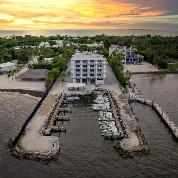 Hadley Resort and Marina，位于伊斯拉莫拉达的酒店