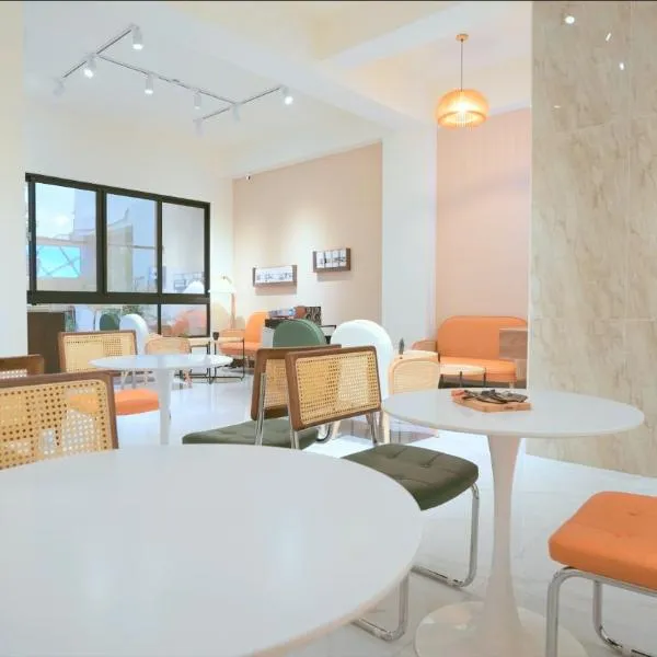 咻咻宿 Xiuxiu 電梯宅，位于台东的酒店