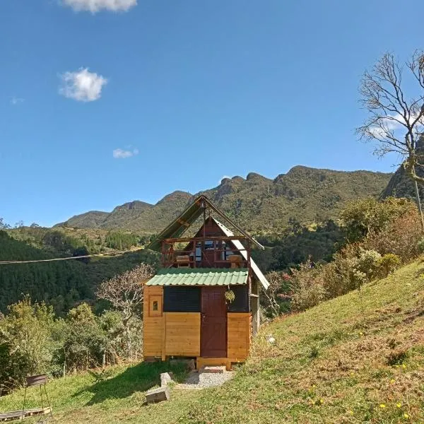 casita en la montaña, cabañas paraíso，位于Sesquilé的酒店