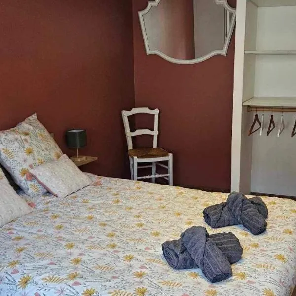 Maisonnette cosy avec extérieur，位于Mer的酒店