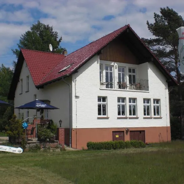 Ferienhof Altglobsow/ Cafe Seeblick，位于Großwoltersdorf的酒店