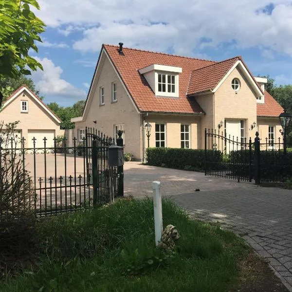 Koekwhouse Bed and Breakfast, Bierbrouwerij，位于Nispen的酒店