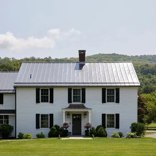 The Kent Collection - The Firefly Inn，位于Kent的酒店