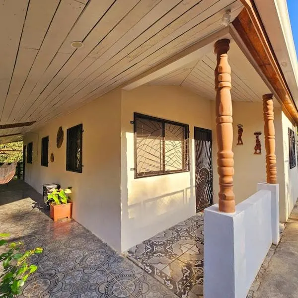 Casa Cariad ,Home away from home by Playa Bejuco，位于埃斯特里略埃斯特的酒店