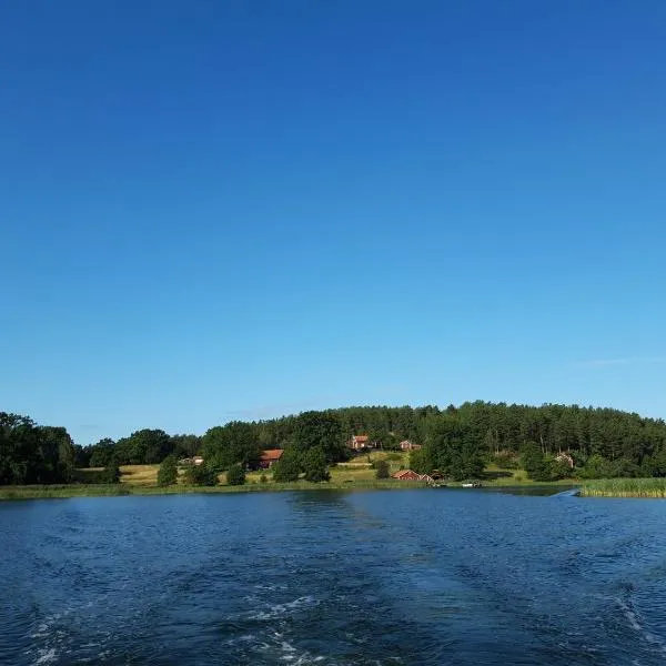 Gärdsholmens Skärgårdshemman "Boken"，位于Gamleby的酒店