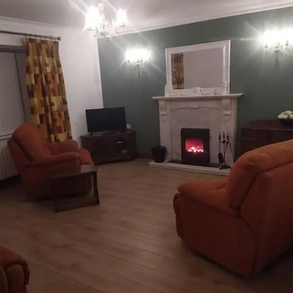 Cosy 3 Bed Retreat in Omagh，位于Greencastle的酒店